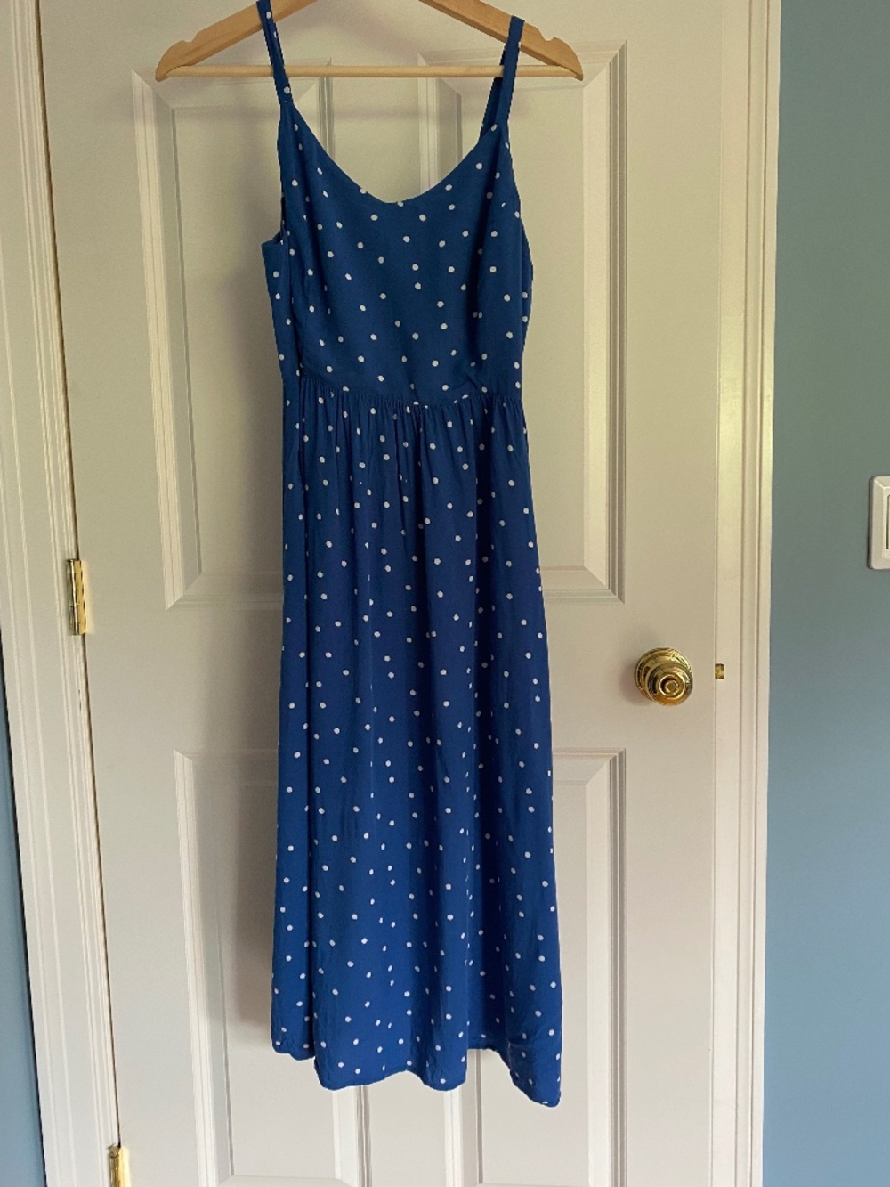 Old Navy blue polka dot dress